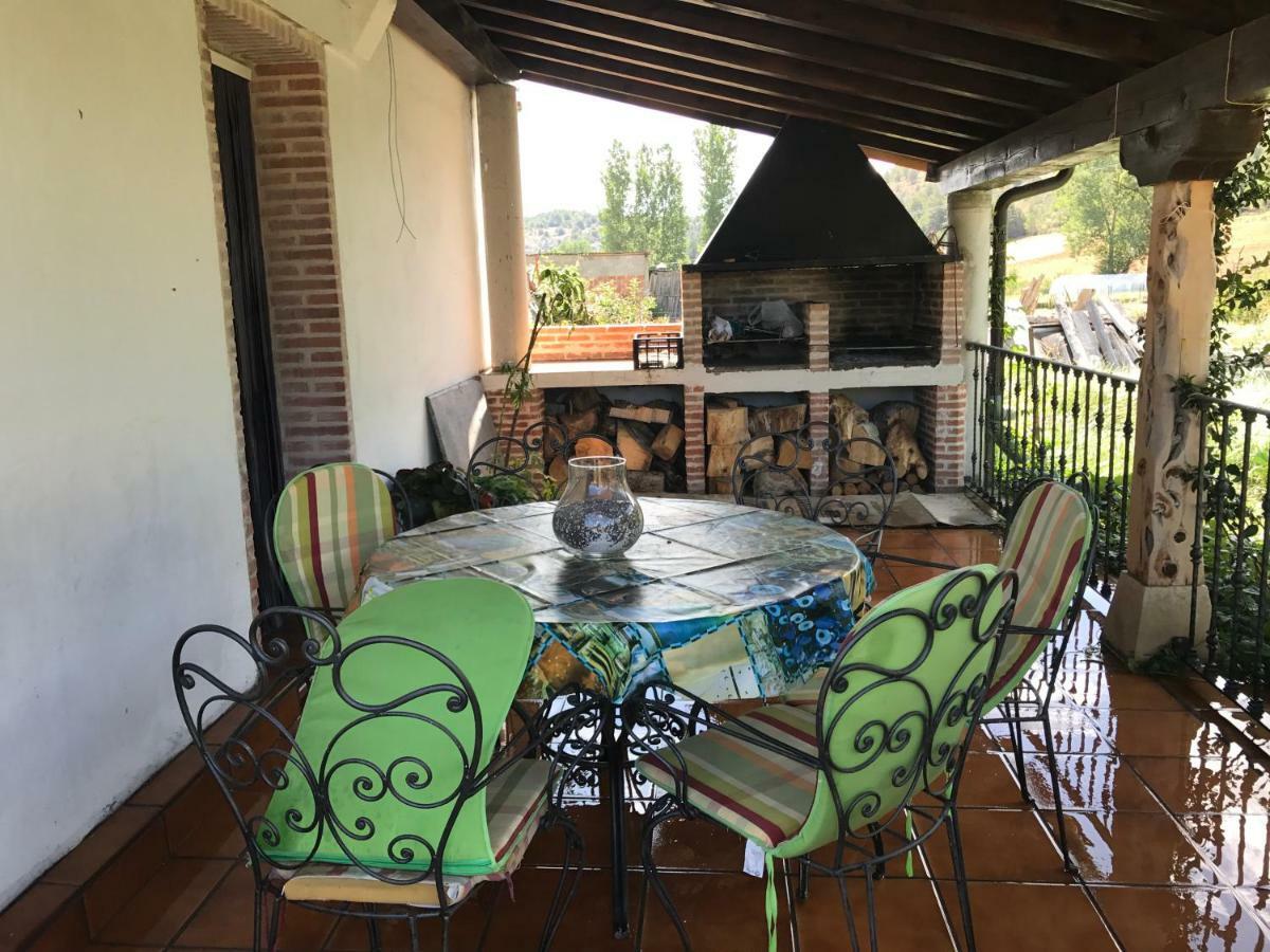 Casa De Pueblo Con Merendero Alquilable Opcionalmente Casarejos ภายนอก รูปภาพ